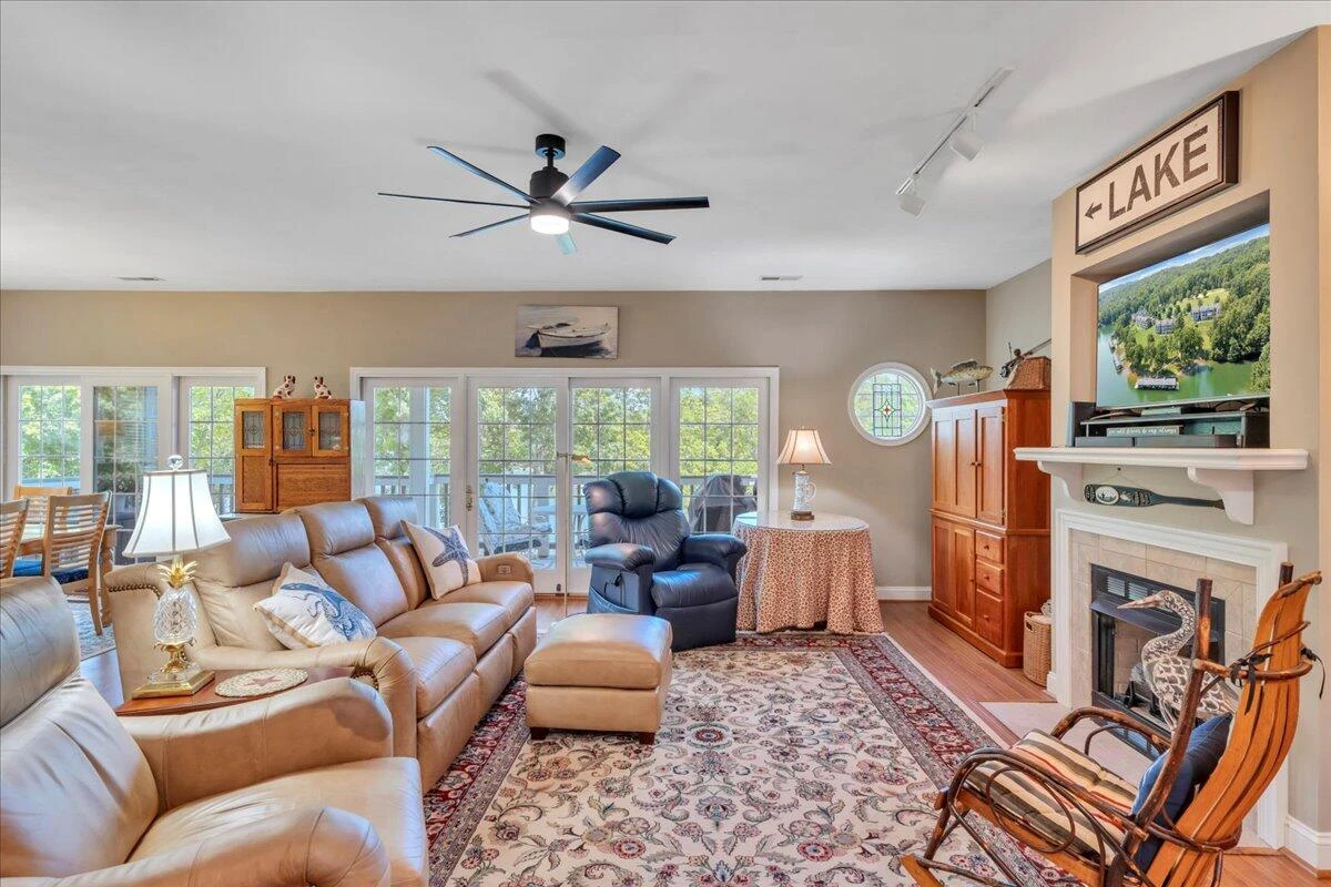 305 South Pointe Shore DR - Photo 28
