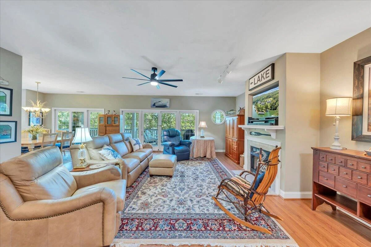 305 South Pointe Shore DR - Photo 29