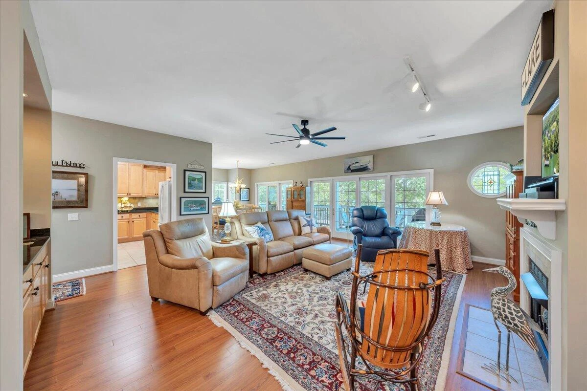 305 South Pointe Shore DR - Photo 30