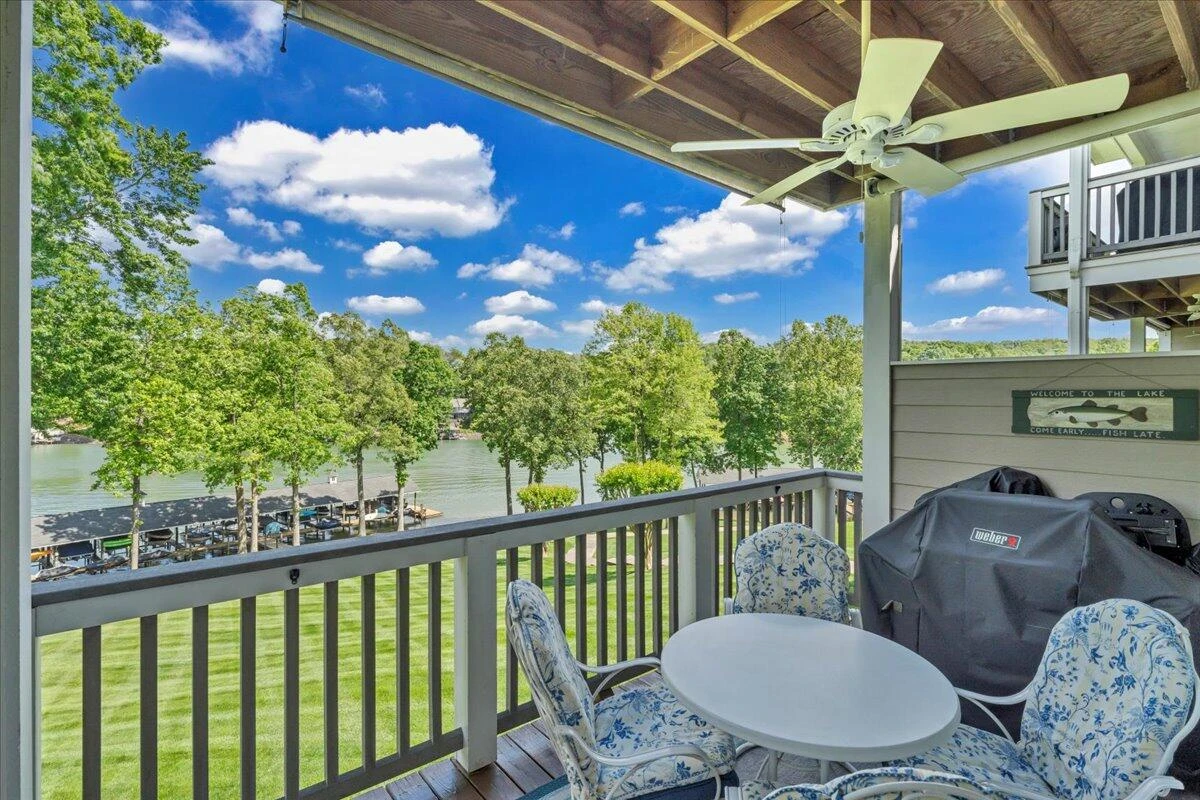 305 South Pointe Shore DR - Photo 33