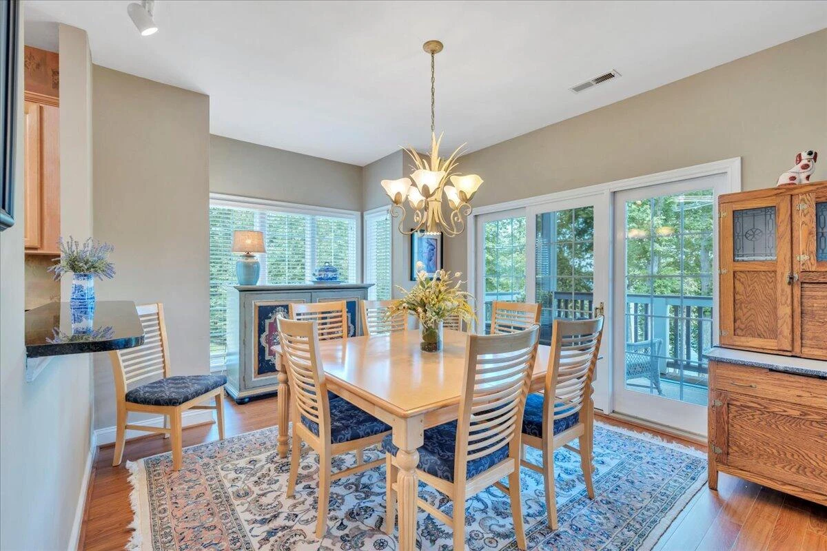 305 South Pointe Shore DR - Photo 4