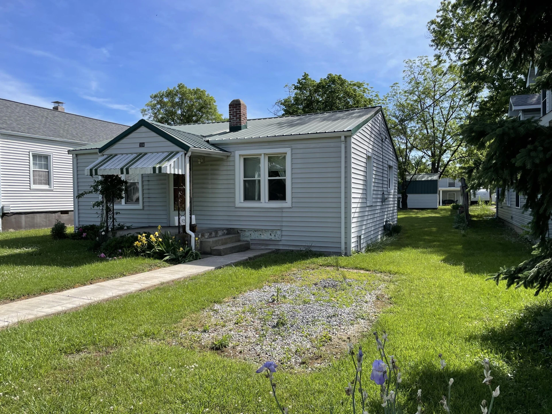 304 Union ST