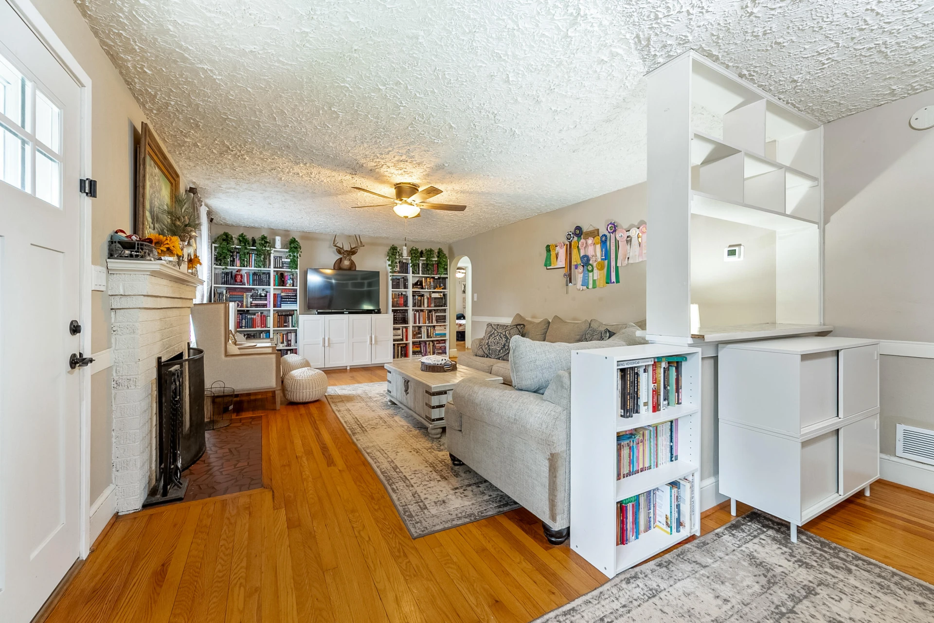 2535 Vancouver DR - Photo 12