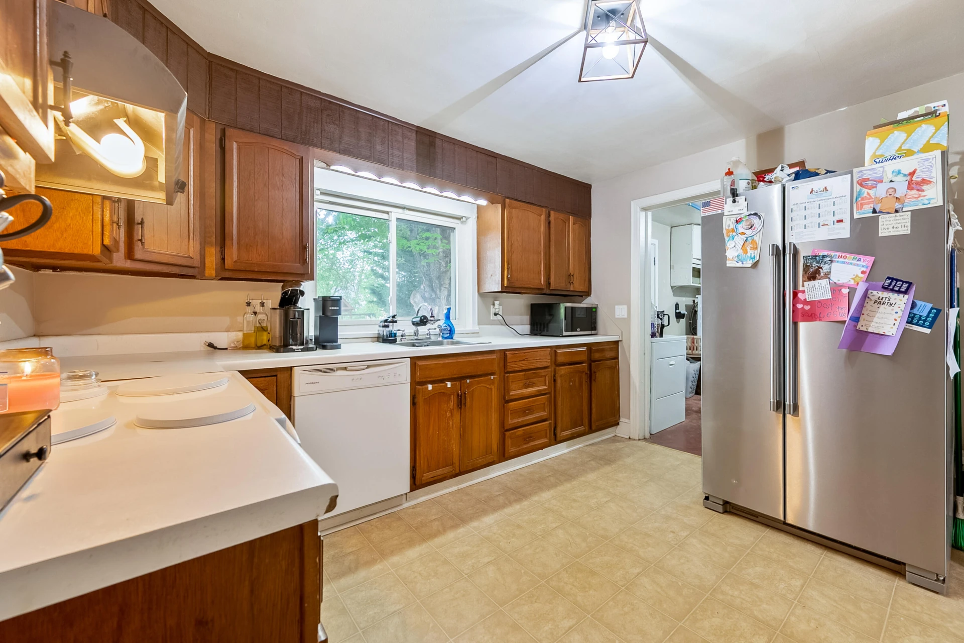 2535 Vancouver DR - Photo 17