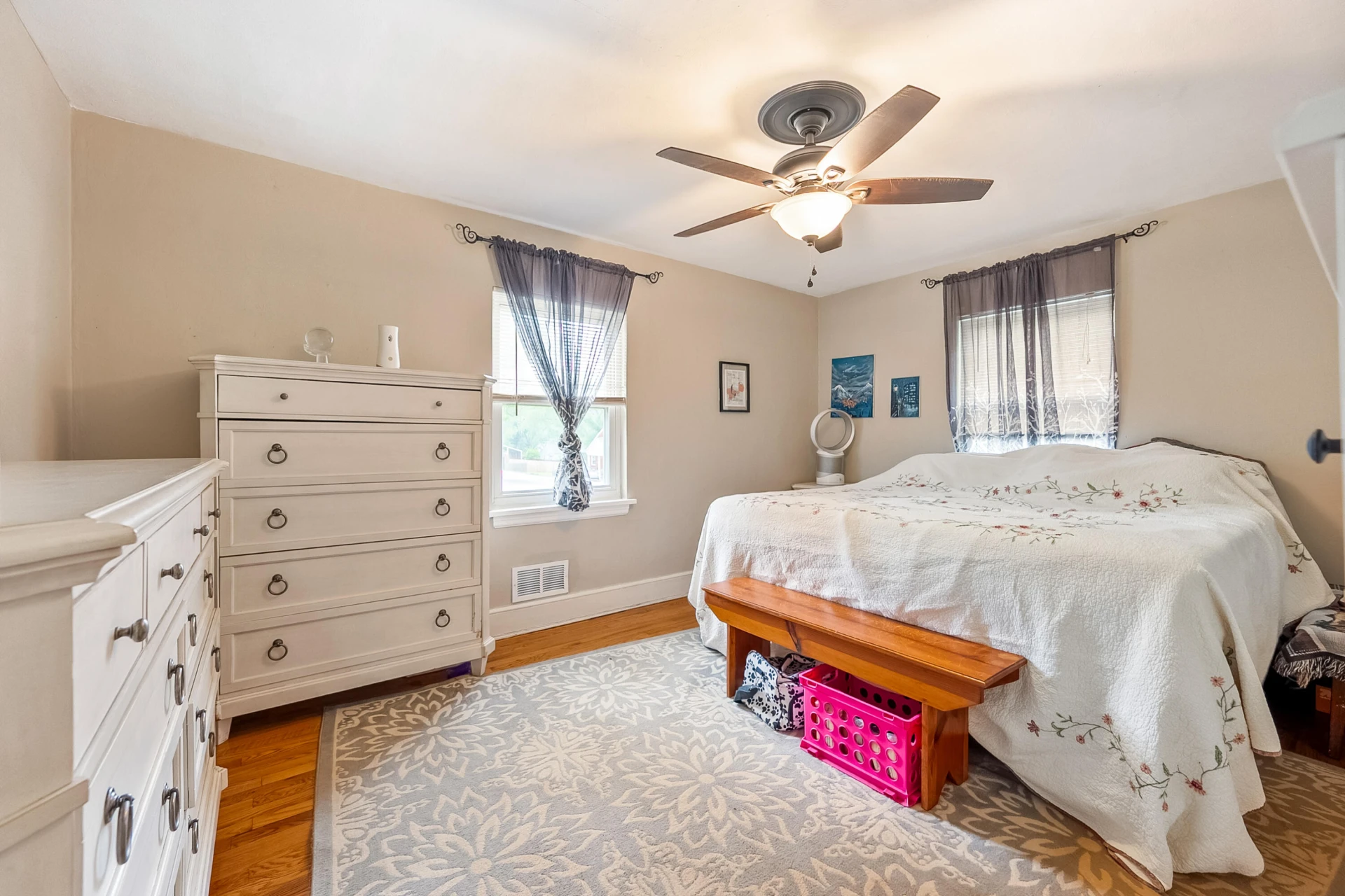 2535 Vancouver DR - Photo 27