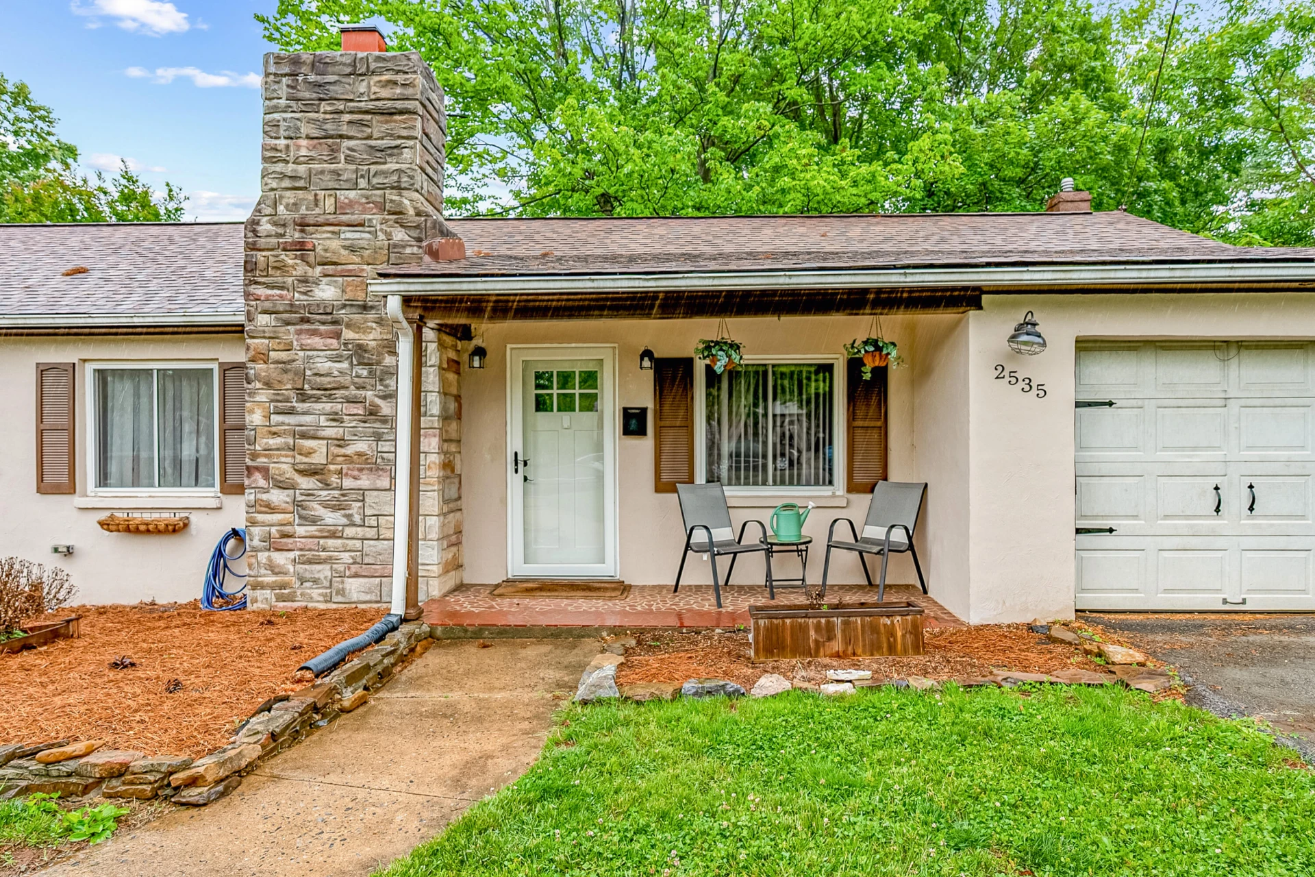 2535 Vancouver DR - Photo 6