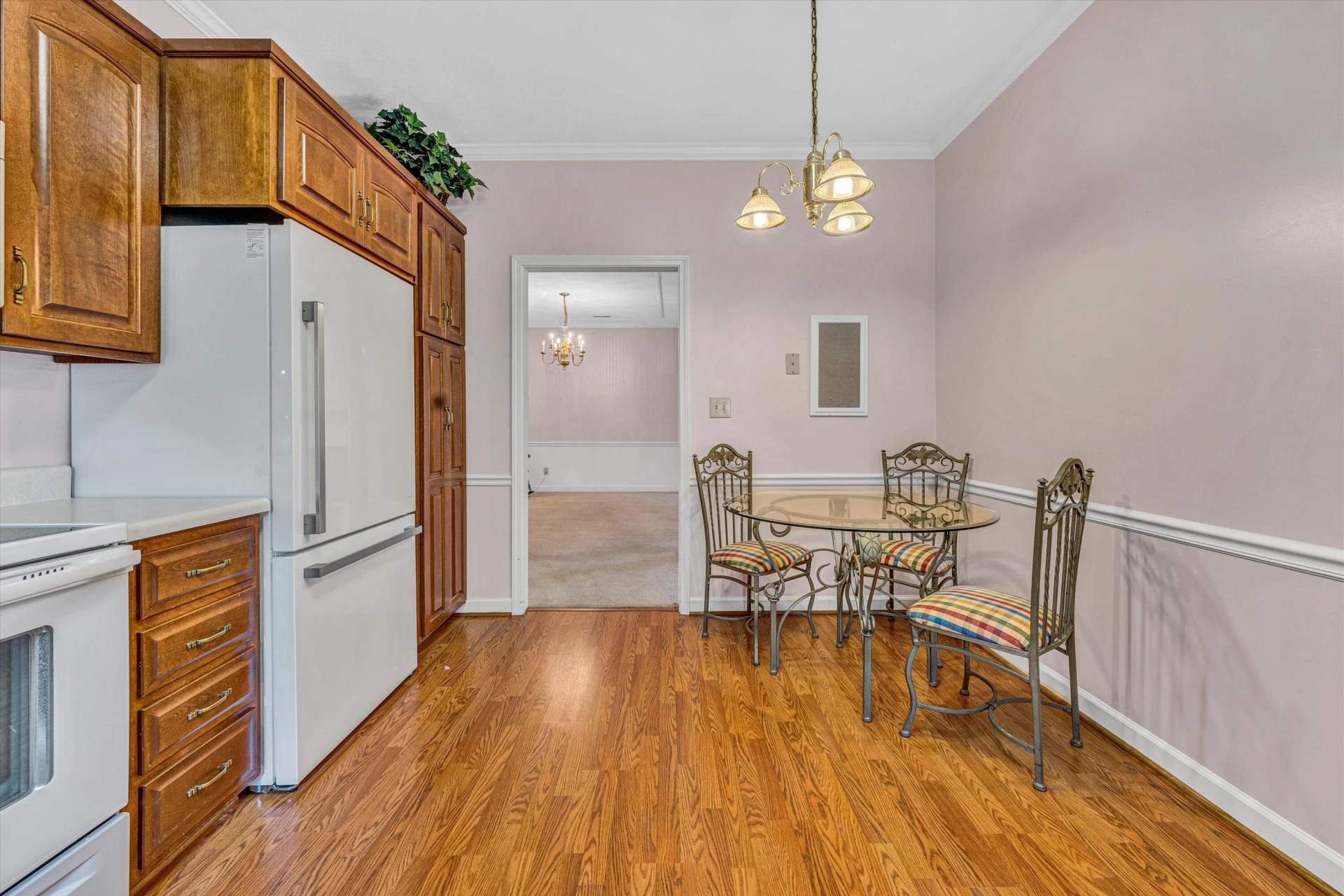3382 Laurel CIR - Photo 11