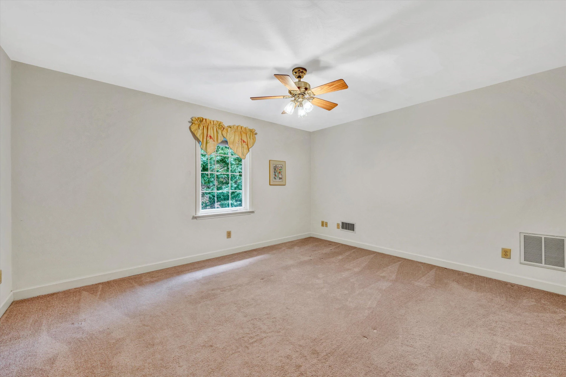 3382 Laurel CIR - Photo 22