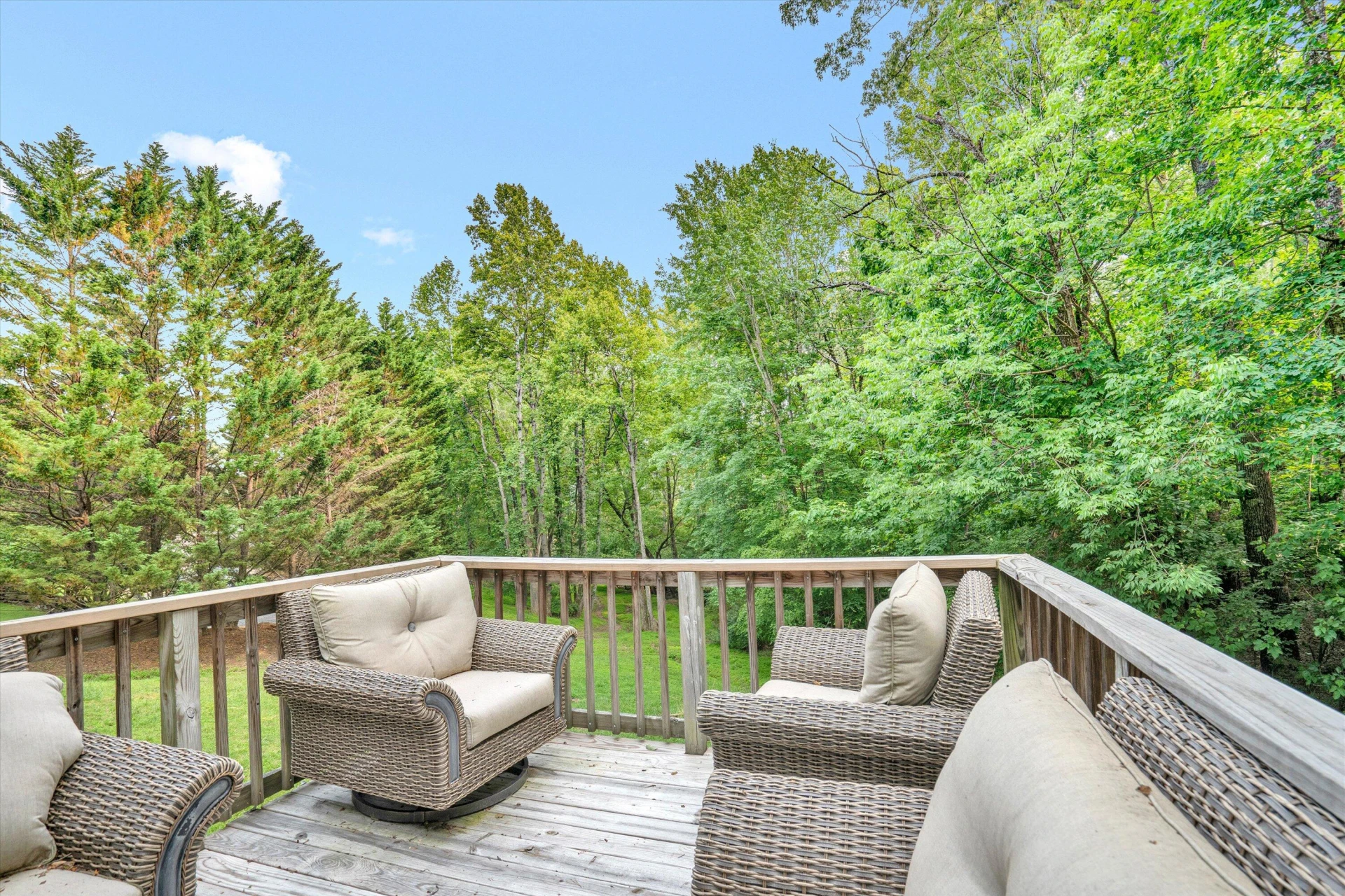 2870 Lakewood Forest RD - Photo 27
