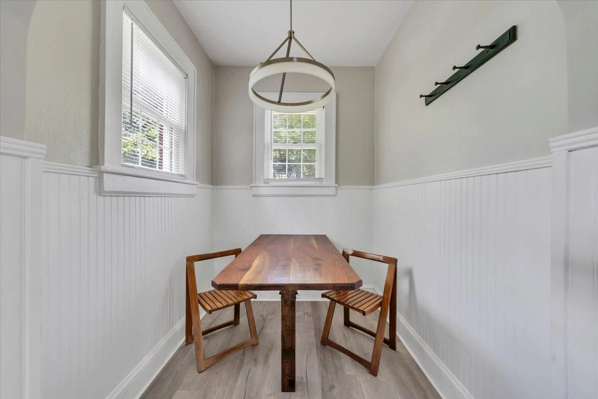 3127 Woodlawn AVE - Photo 27