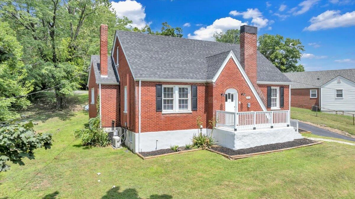 3127 Woodlawn AVE - Photo 54