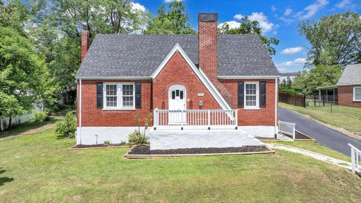 3127 Woodlawn AVE - Photo 56