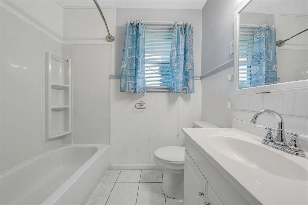 1168 Vivian AVE - Photo 22