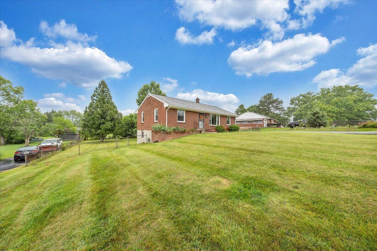 1168 Vivian AVE - Photo 50