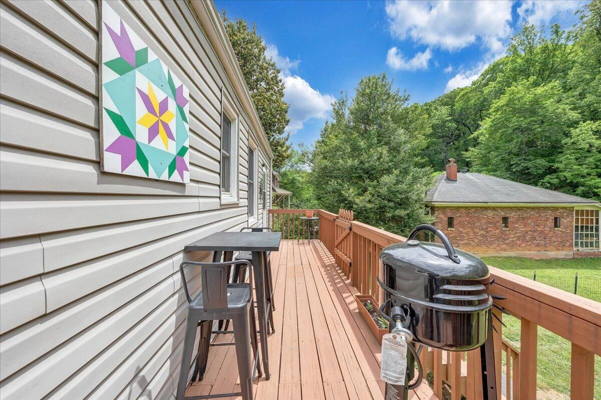 832 Brandon AVE - Photo 15
