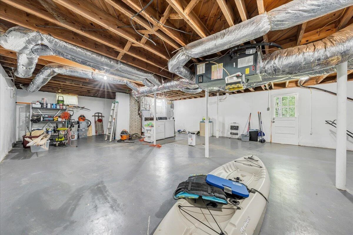 832 Brandon AVE - Photo 18
