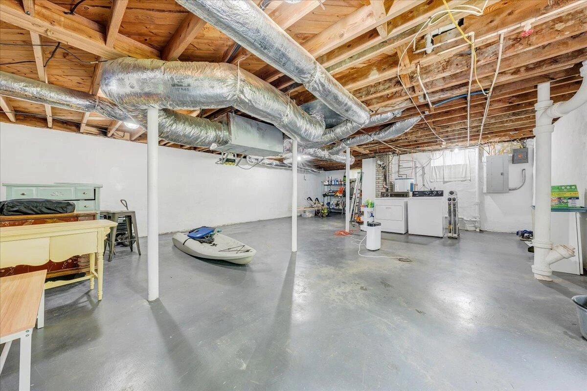 832 Brandon AVE - Photo 19