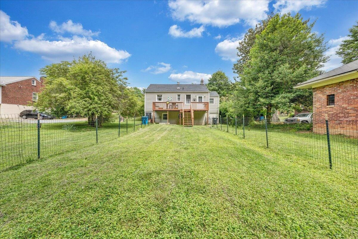 832 Brandon AVE - Photo 27