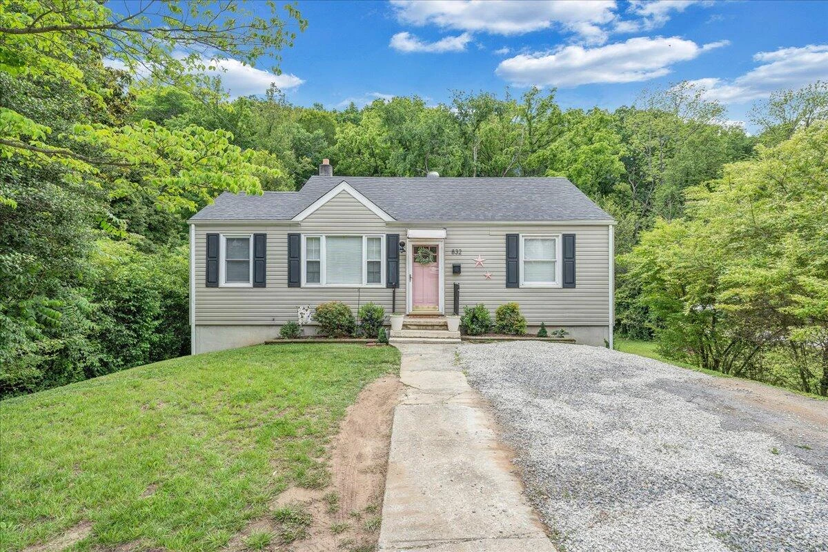 832 Brandon AVE - Photo 31