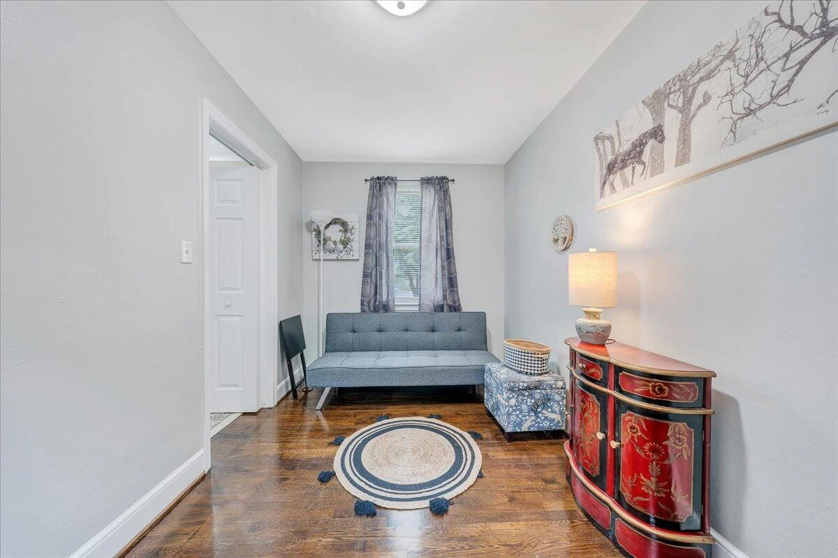 832 Brandon AVE - Photo 7