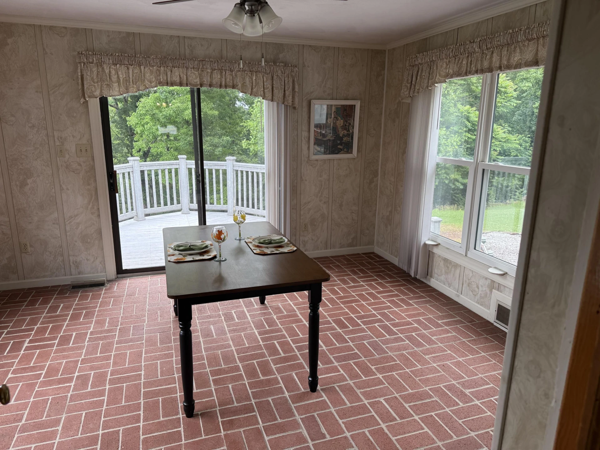 1016 Roanoke BLVD - Photo 28