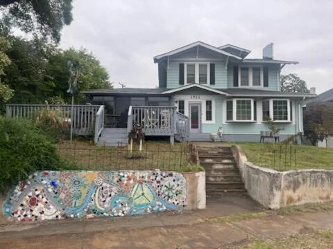 1911 Memorial AVE - Photo 13