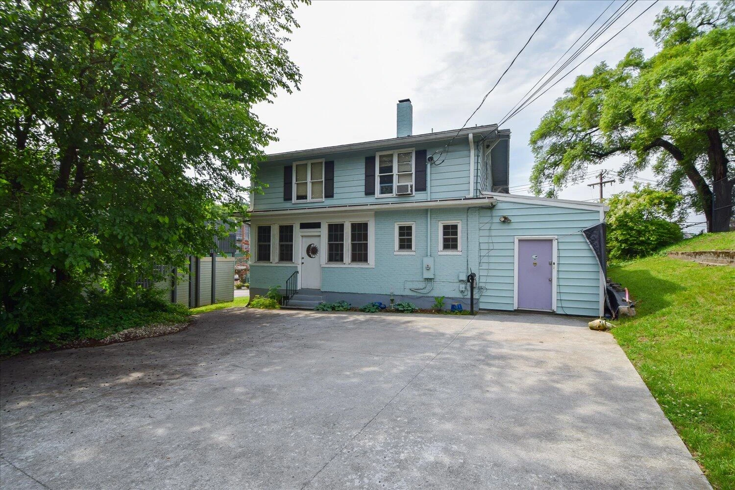 1911 Memorial AVE - Photo 6