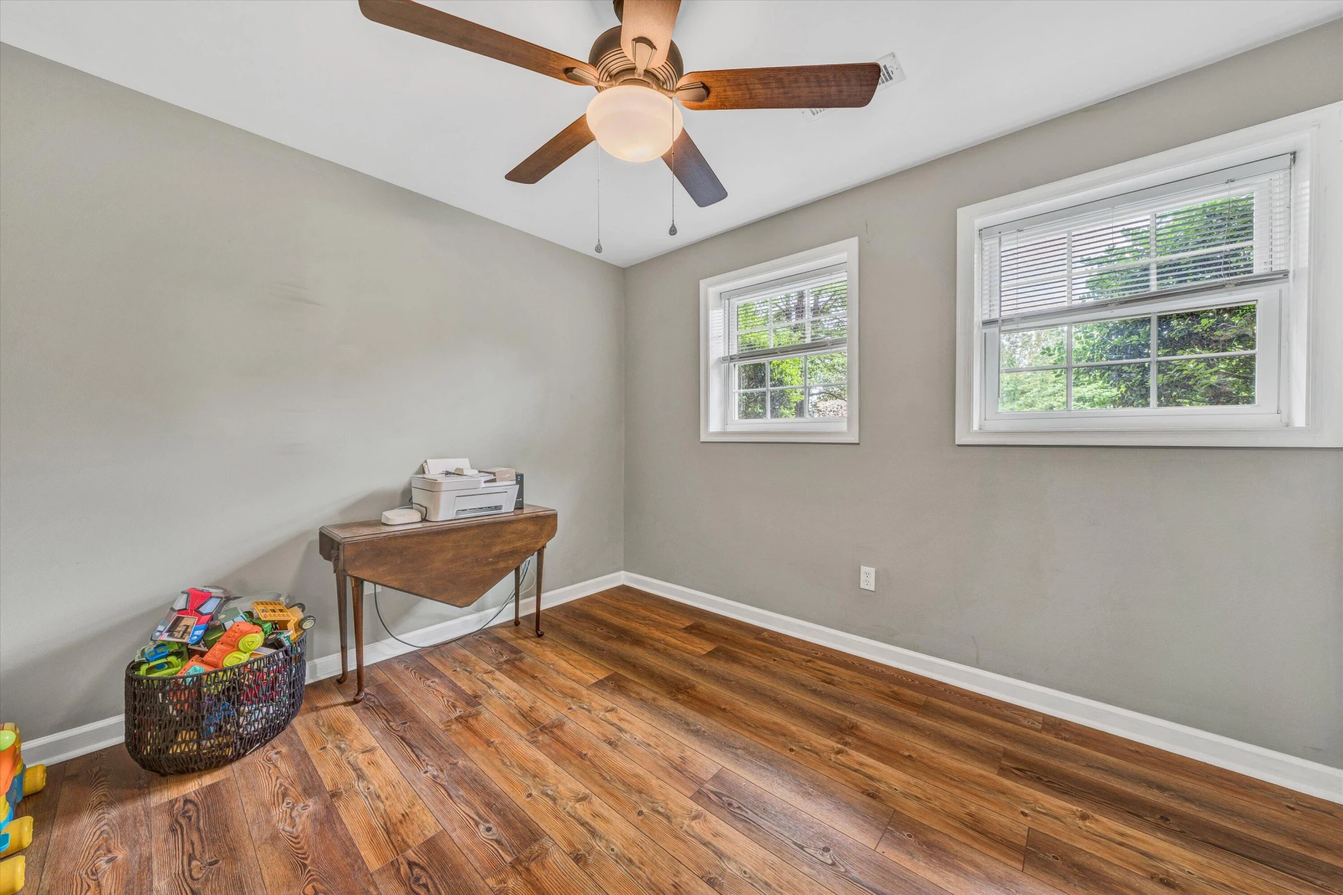 60 Surber DR - Photo 32