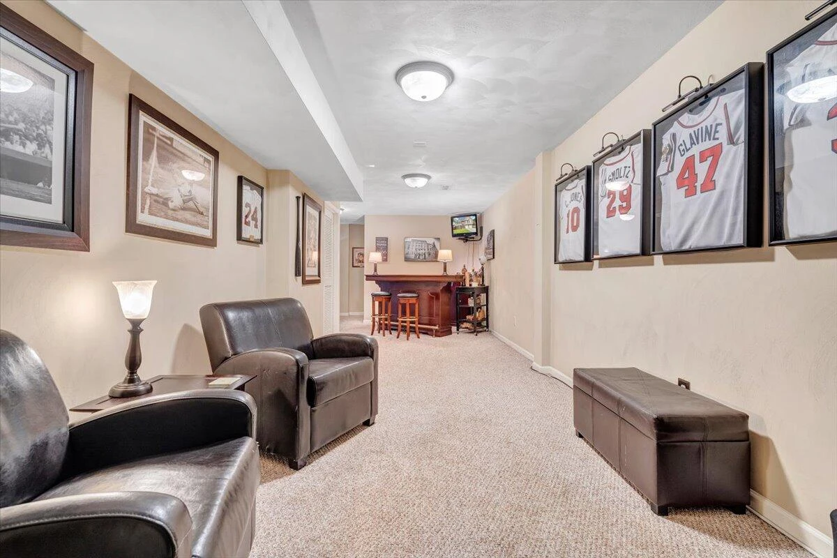 633 Castleridge RD - Photo 44