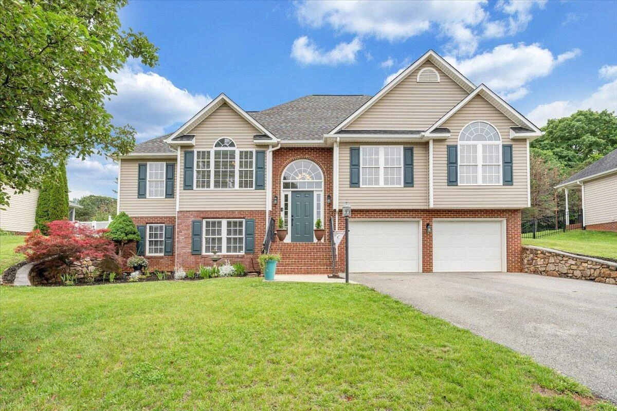 633 Castleridge RD - Photo 62