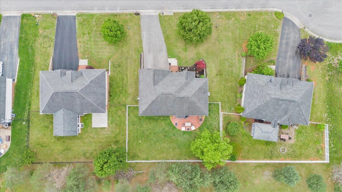 633 Castleridge RD - Photo 85