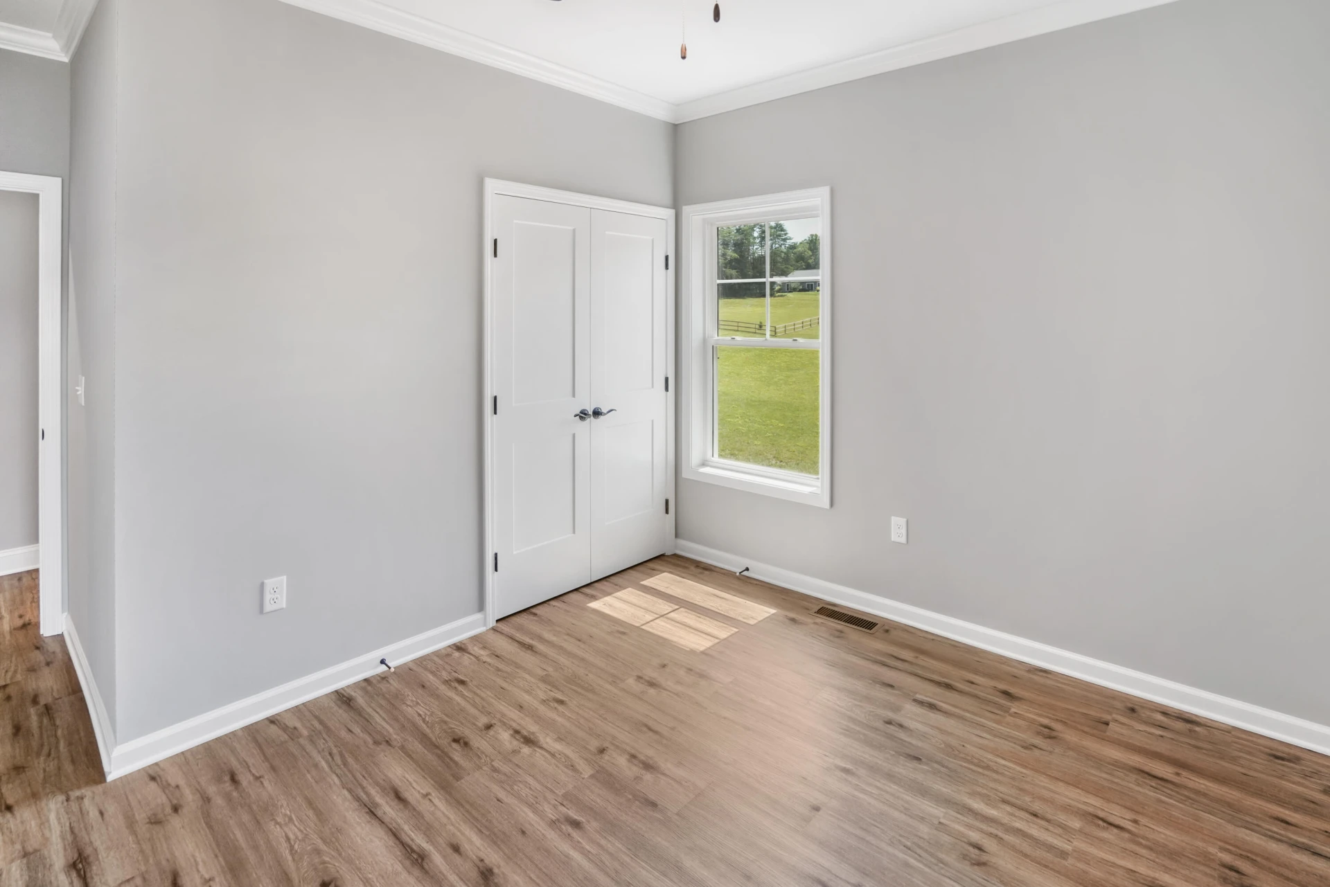 105 Belvior CIR - Photo 17