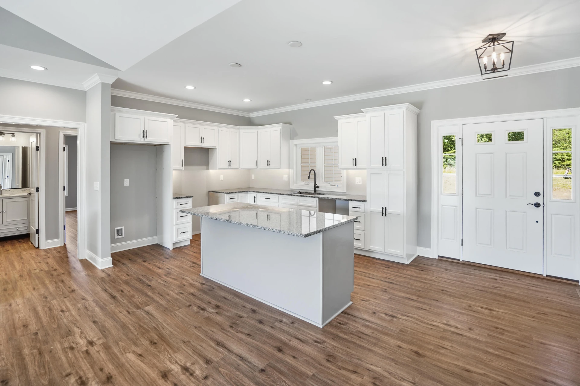 105 Belvior CIR - Photo 5