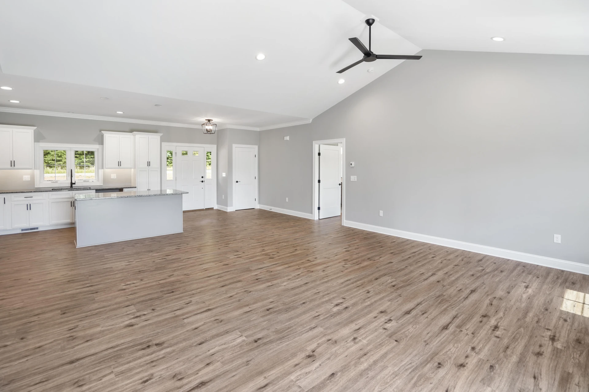 105 Belvior CIR - Photo 8