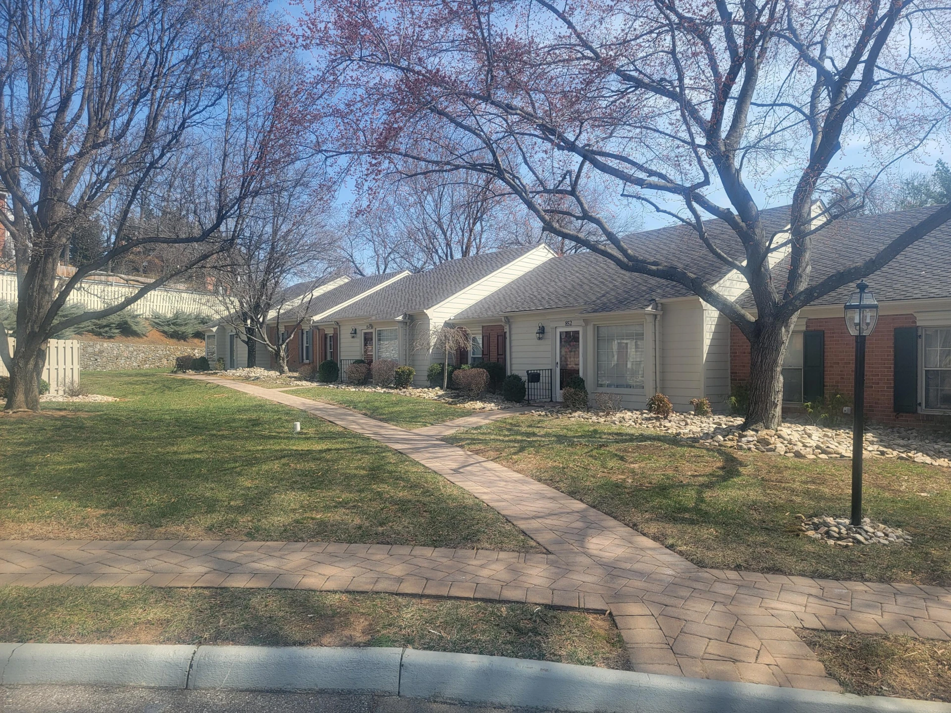 856 Stonegate CT - Photo 25