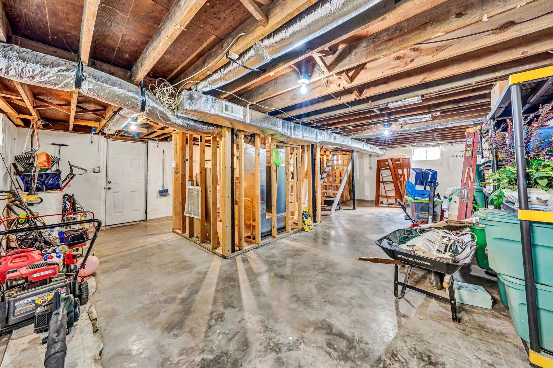 2515 Colonial AVE - Photo 22