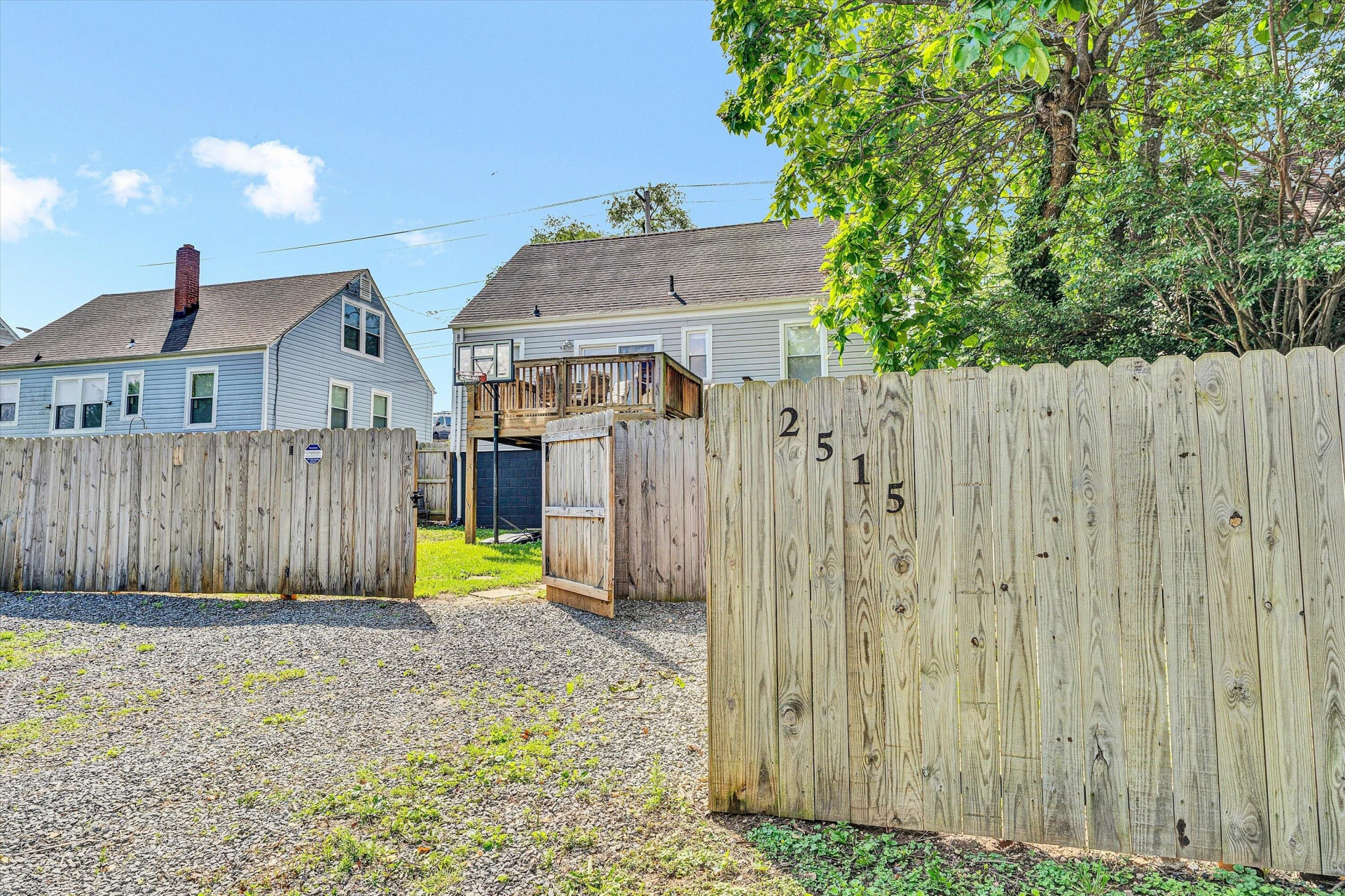 2515 Colonial AVE - Photo 30