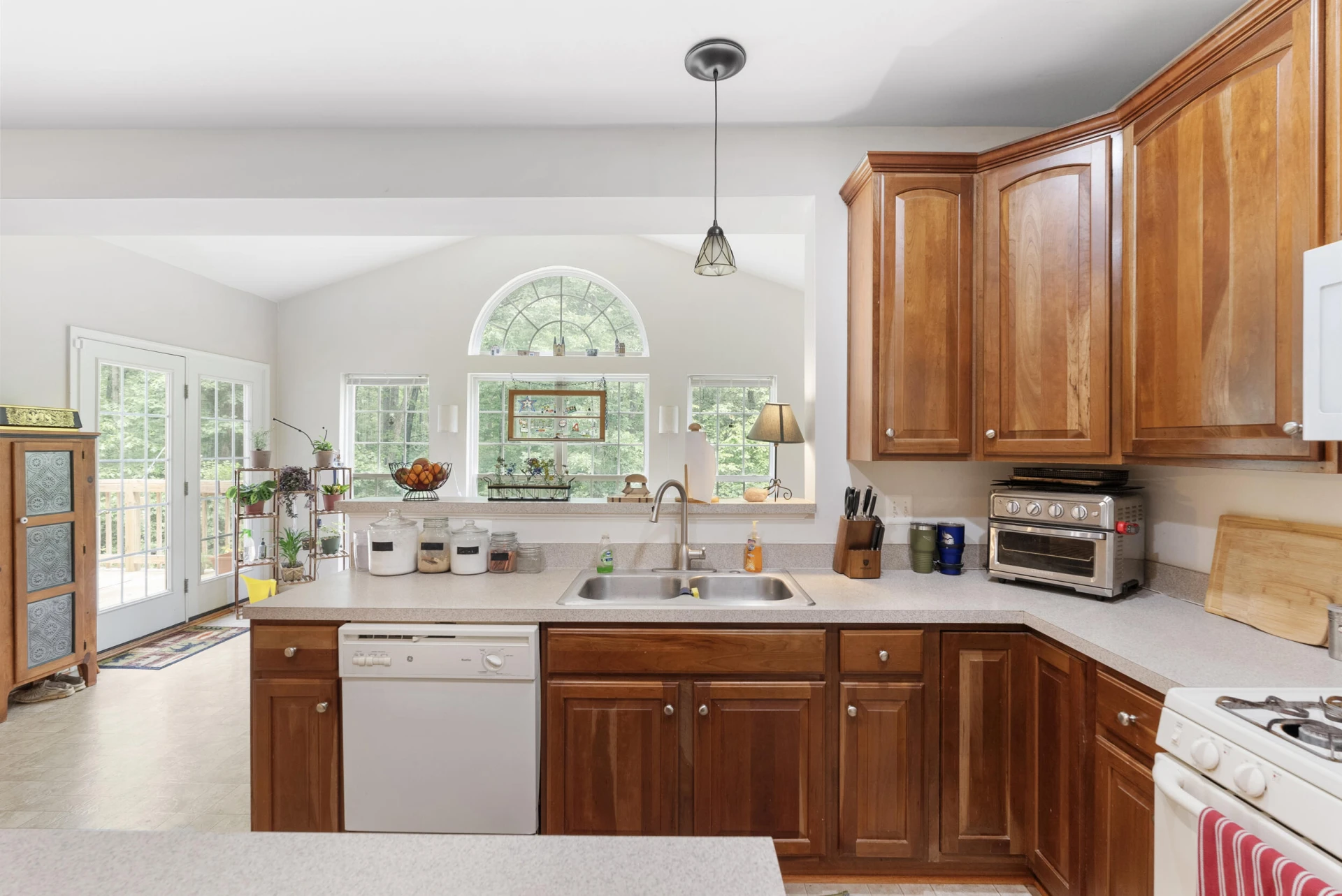 172 Carter LN - Photo 10