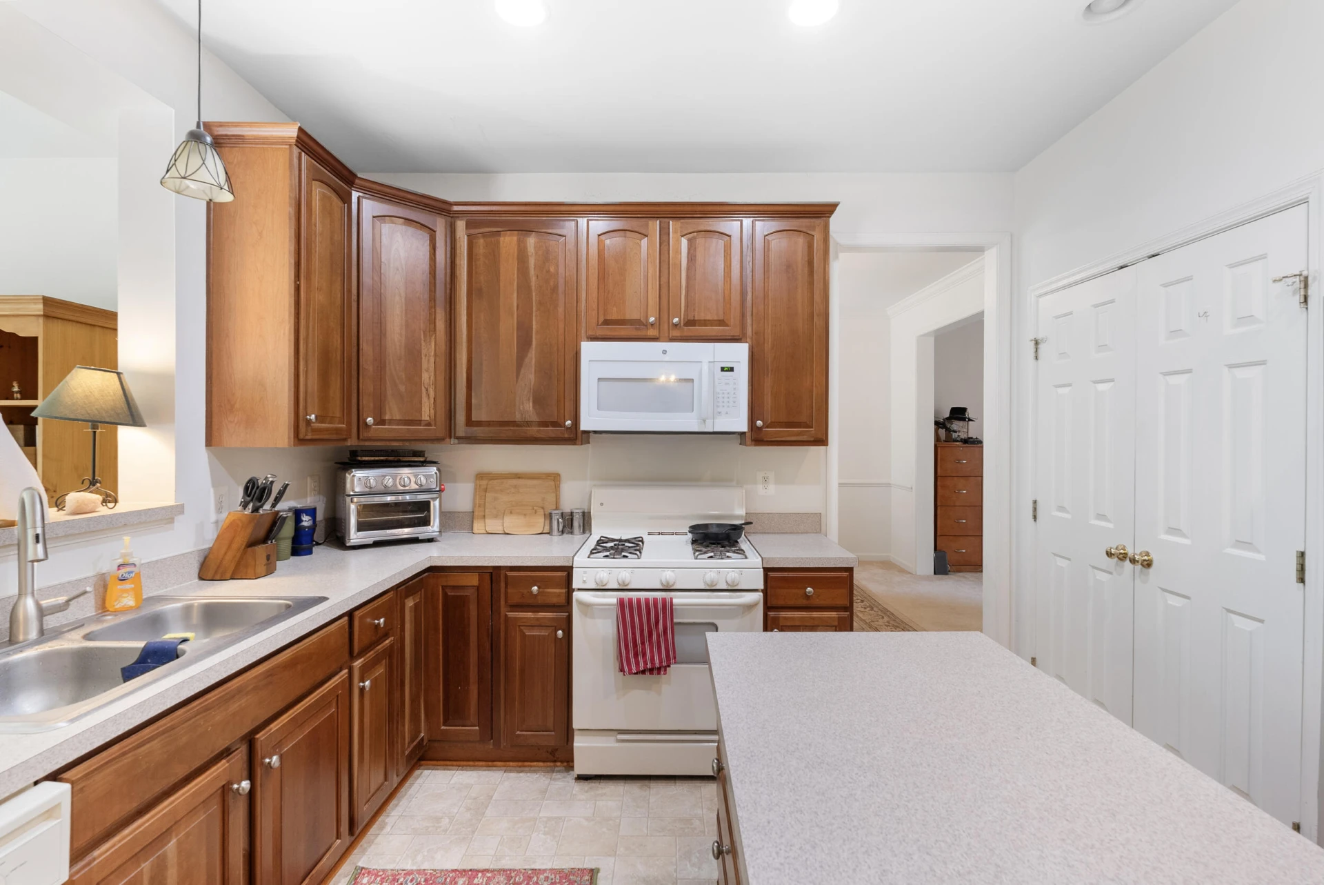 172 Carter LN - Photo 11