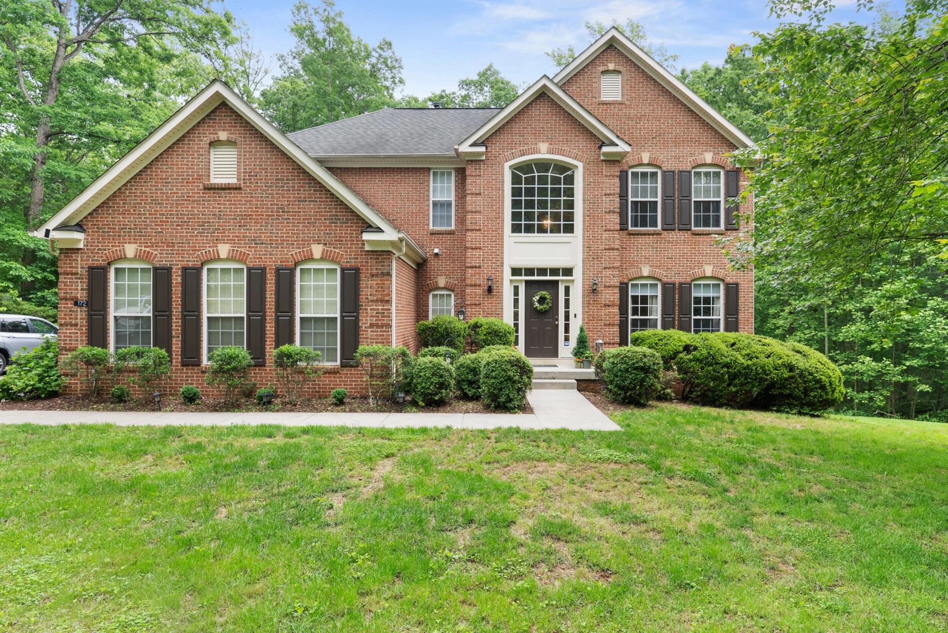 172 Carter LN - Photo 3