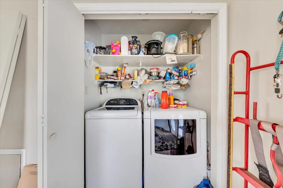 3125 Birchlawn AVE - Photo 13