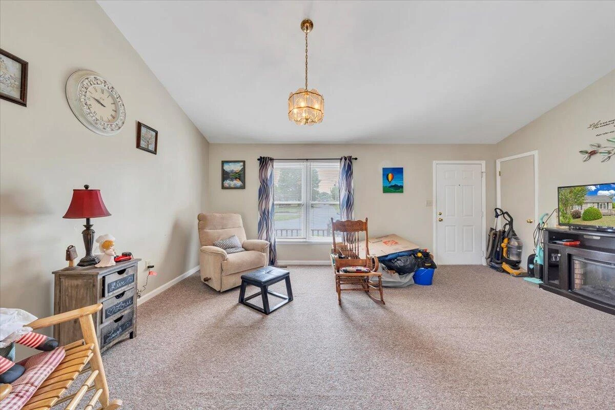 3125 Birchlawn AVE - Photo 15