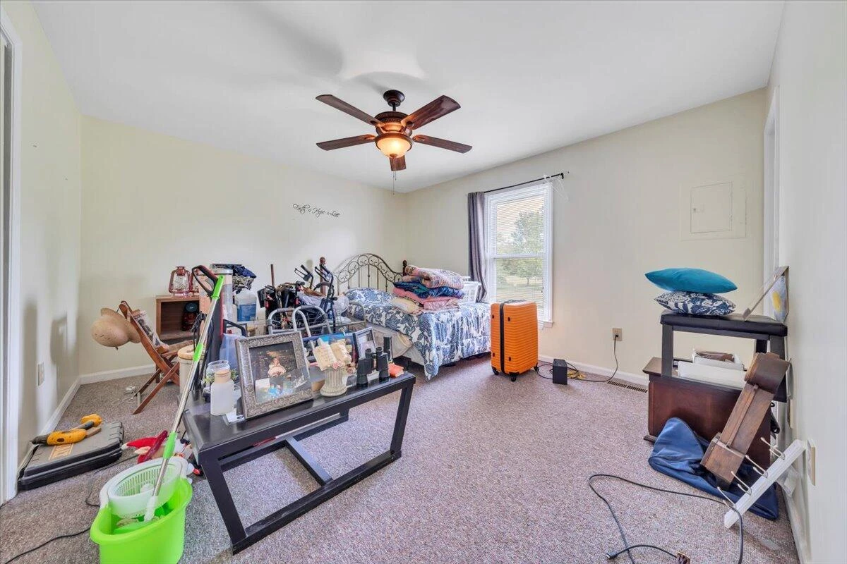 3125 Birchlawn AVE - Photo 18