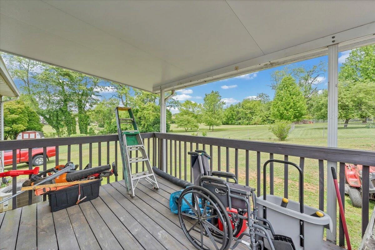 3125 Birchlawn AVE - Photo 21