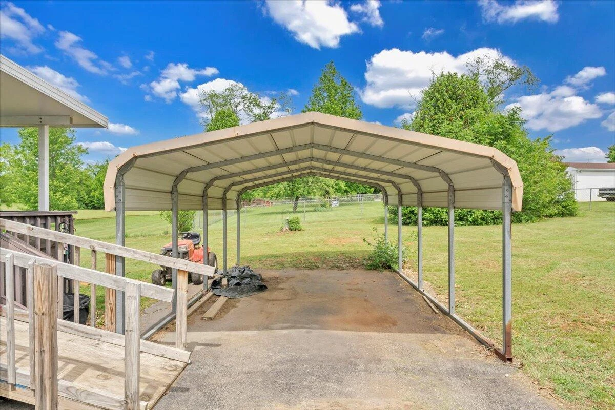 3125 Birchlawn AVE - Photo 22