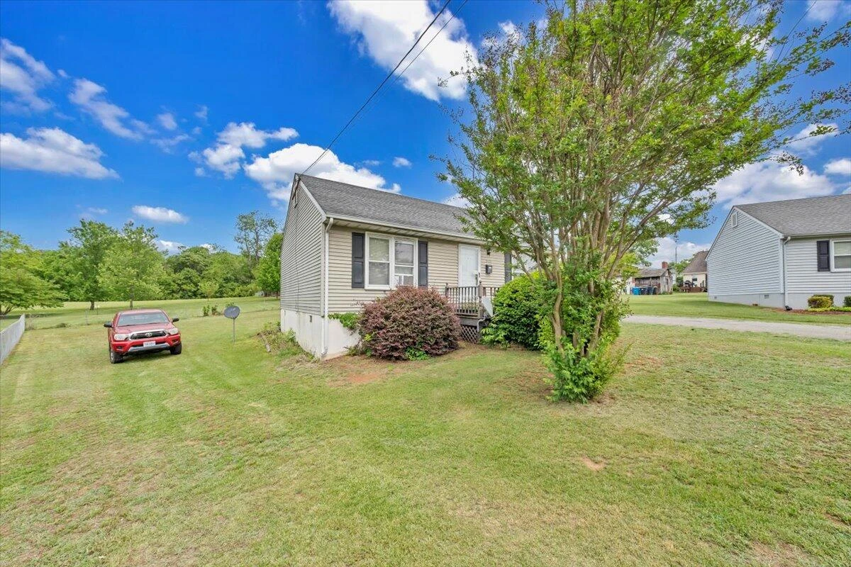 3125 Birchlawn AVE - Photo 33