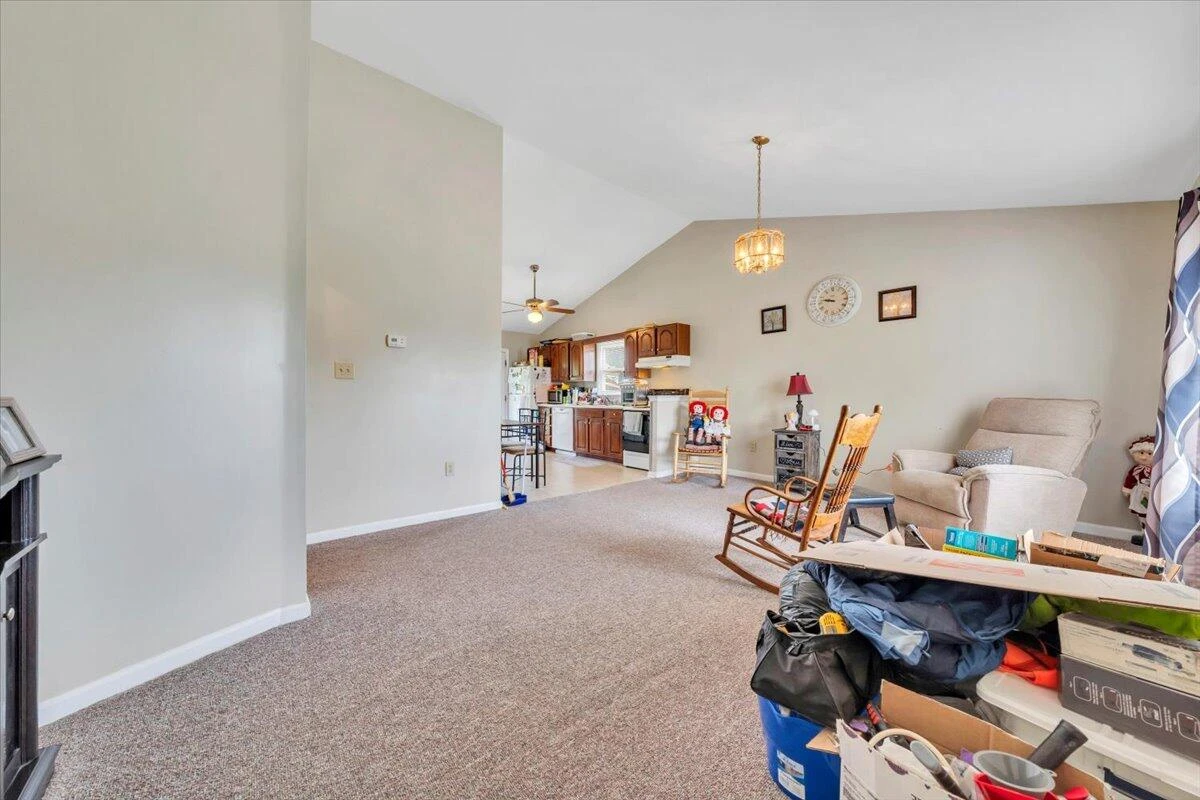 3125 Birchlawn AVE - Photo 6