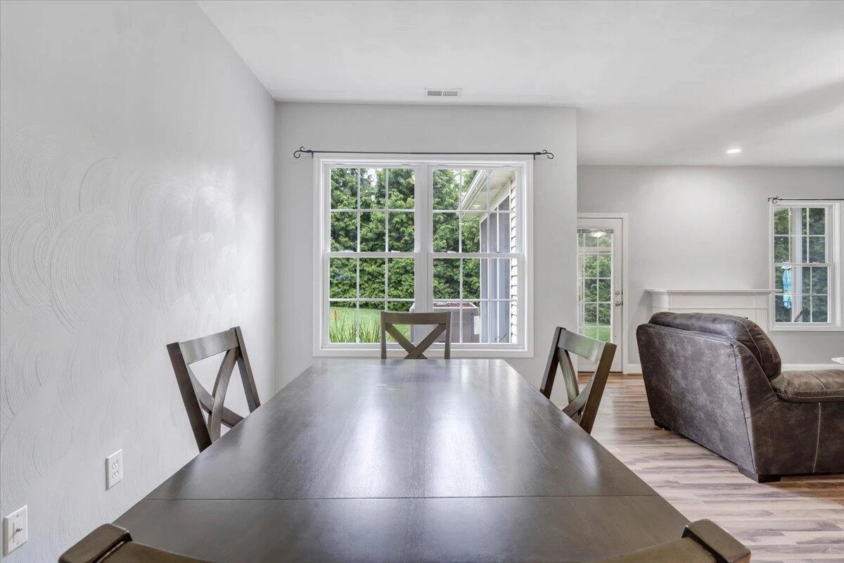 202 Cypress CT - Photo 11