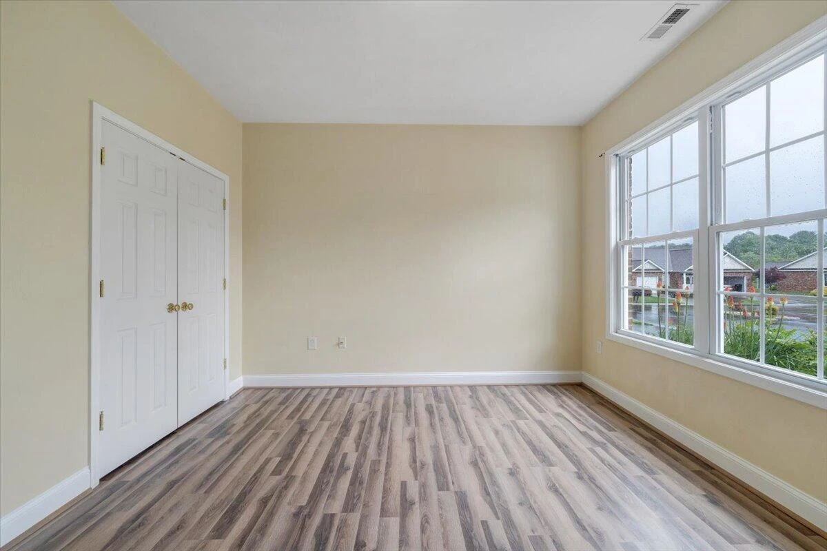 202 Cypress CT - Photo 25