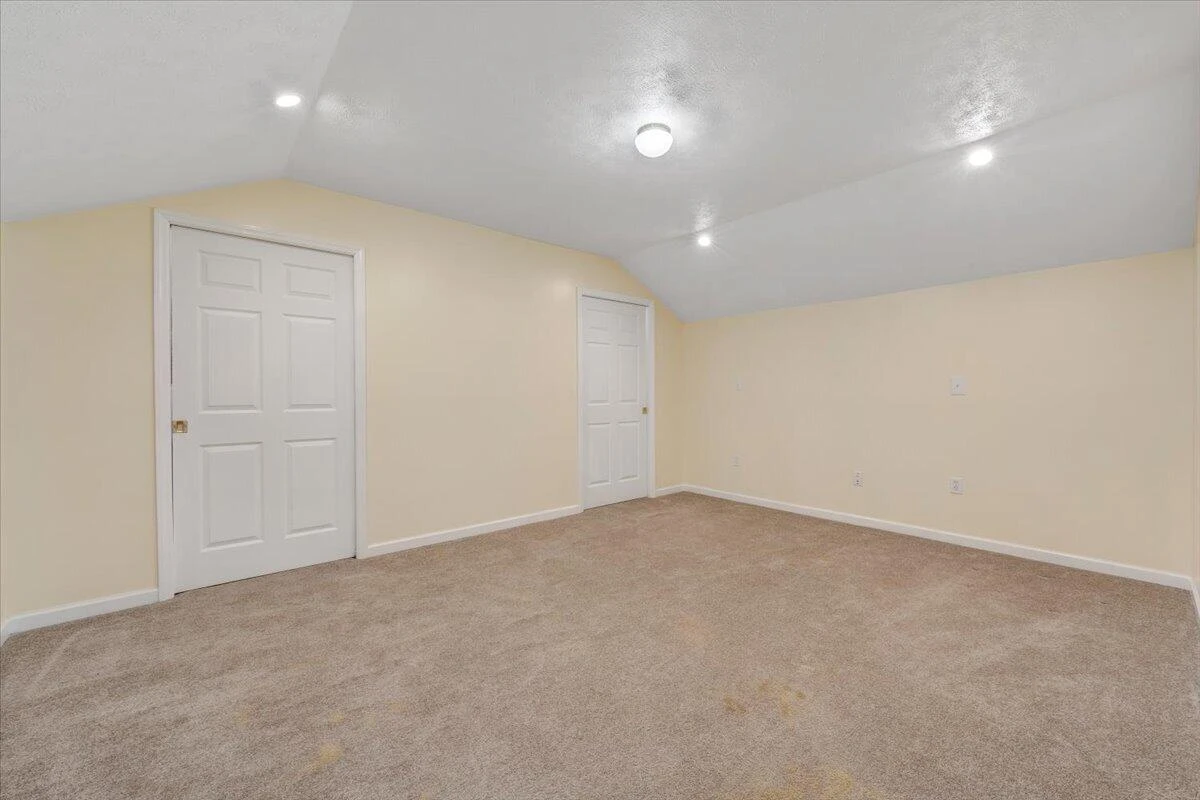 202 Cypress CT - Photo 31